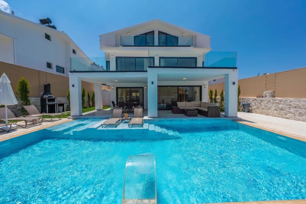 La Marbella Villa Fethiye Exterior photo